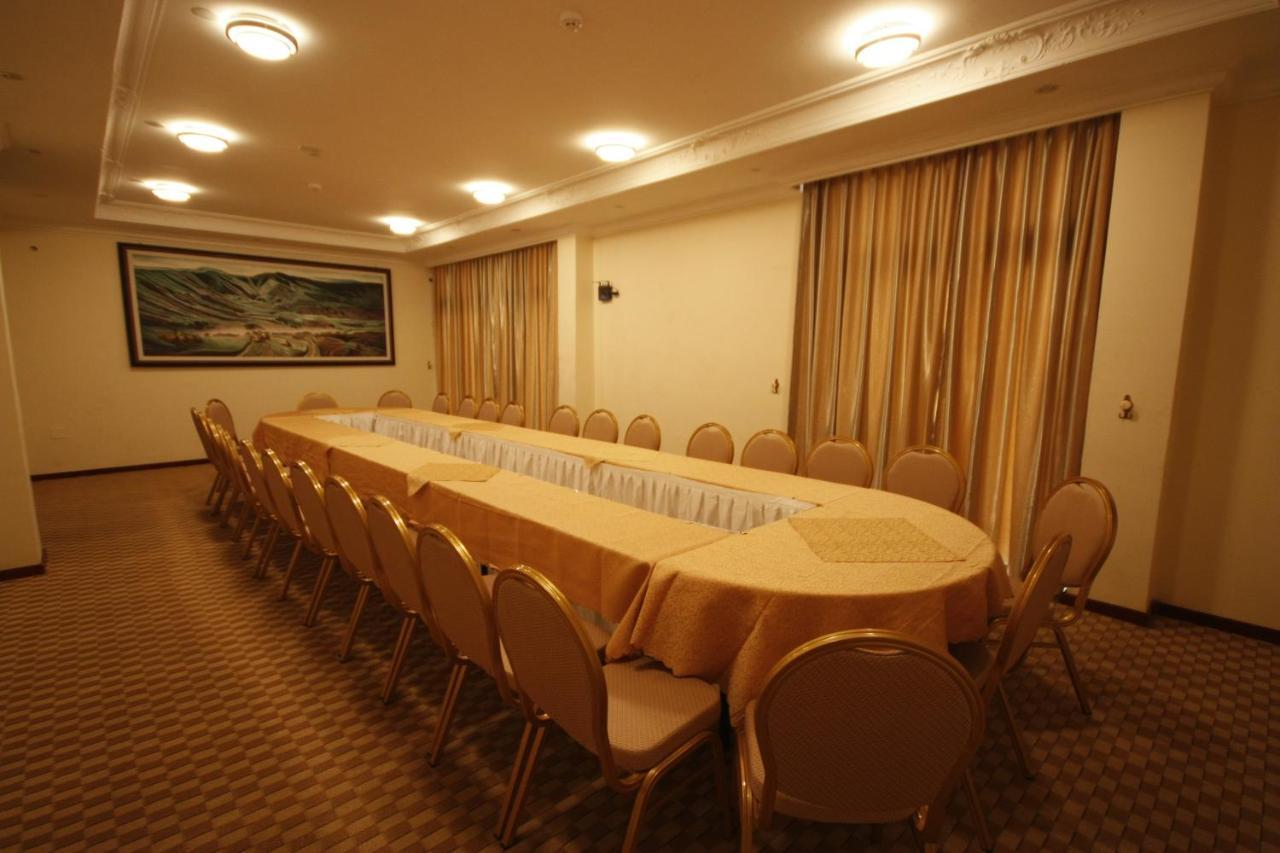 Caravan Hotel Addis מראה חיצוני תמונה